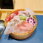 熱海おさかな食堂 - 料理写真:本日のおまかせ丼