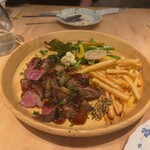 カジュアルフレンチBar 7FUKU - 牛ステーキとポテト