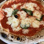 オステリアガウダンテ - マルゲリータ。