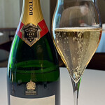 mærge - Bollinger
      Special Cuvée Brut Aÿ Champagne
      フランス産のシャンパン