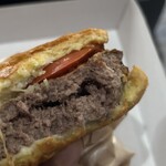A's BITES - 100％ビーフのA’ｓバーガー