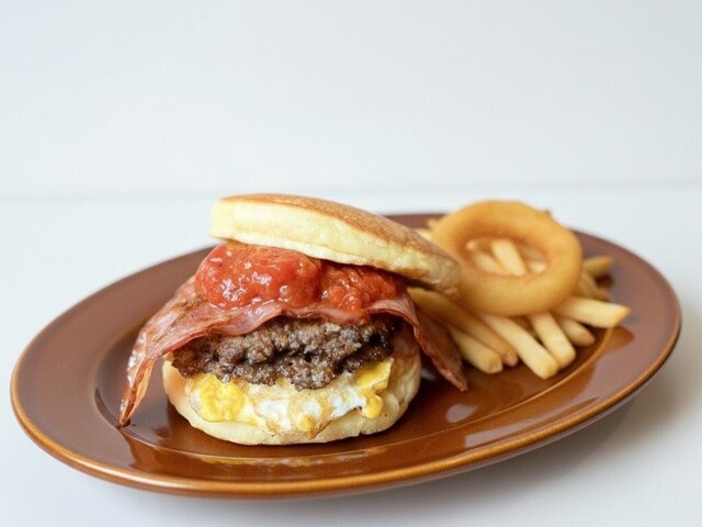 Grill&Hamburger Monster （グリルアンドハンバーガーモンスター）のご