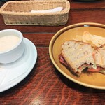 CAFE SWEET 縄手本店 - 