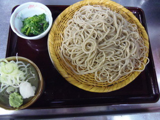 手打ち蕎麦しなの屋吉べぇ - ざるそば　　　　信州そば　