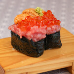 まぐろ問屋 恵み - 料理写真: