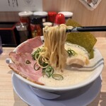 鶏そば 唆る - 
