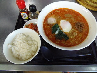 手打ち蕎麦しなの屋吉べぇ - 坦々麺