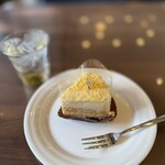 シェ・アオタニ - 