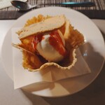 Dundee's Restaurant on the Waterfront - 