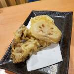 すし亭 - 蓮根と舞茸の天ぷら各230円