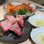 焼肉 大尚山 - 