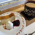 ブックカフェ 本の香り - 