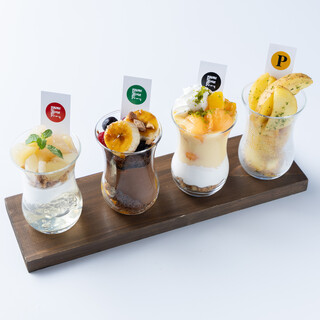 심야까지 매혹적인 디저트를.