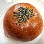 ペンギンベーカリー - 料理写真:川西製餡のあんパン