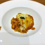 ラビスタ - 間髪入れずにラザニアです。ミートソースが美味い