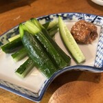 居酒屋大吉 - もろきゅー