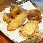 立ち飲み ひとよ - 天ぷらの盛り合わせ