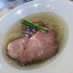 宍道湖しじみ中華蕎麦 琥珀 東京本店 - 宍道湖しじみ中華蕎麦〈塩〉