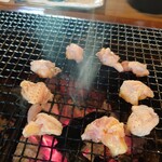 ろばたやき山ろく - ぼんじり焼いてます(*´σｰ｀)