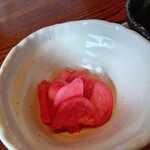 あづみのご飯 風ゆら - 自家製漬物3種（廿日大根）