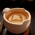 ランプバー - 卵型の陶器グラスの蓋を開けると…