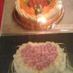 Espoir de Ochiai  - デコレーションケーキの一例。店内の写真アルバムより。