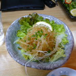 炭火焼肉 やまもと - タマネギサラダ