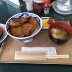 ドライブインやまだ - カツ丼