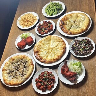 本格ネパール・インド料理！人気No.1【はちみつチーズナン】