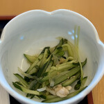 つくしんぼ - 今日の小鉢。きゅうりと鶏胸肉の和え物さっぱりレモンでめちゃ美味い！