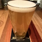 ヒマラヤテーブル - ベルギーのセゾンは7.5%〜9%とかなのでかなり控えめ