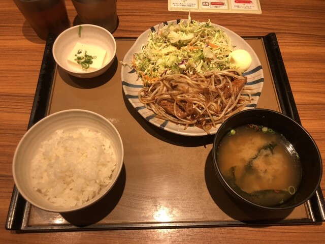 Yayoi Ken Ikebukuro gekijou doori ten - Ikebukuro/Cafeteria | Tabelog