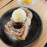 vege&fruit 梟 - モンブラントースト