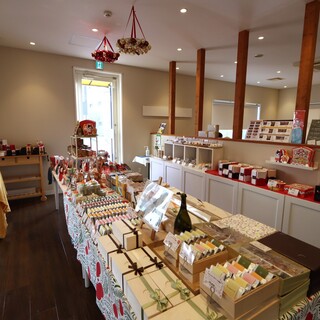 ママン オヴァール_2