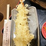 みくりやうどん - 巨大な海老天は別皿