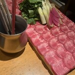 水炊き吟醸もつ鍋 由乃 - 