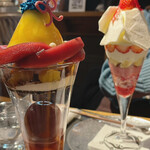 夜パフェ専門店 モモブクロ - 