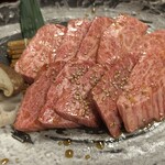 川崎名物 炭火焼肉 食道園 - 