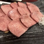 川崎名物 炭火焼肉 食道園 - 