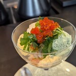 浅煎りコーヒーと自然派ワイン Typica