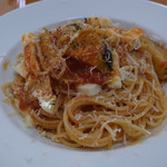 Cucina Italiana Cordialita - ナスとモッツラレアチーズのトマトソースのパスタ