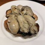 ピッツェリア ダ マキ - 蒸し牡蠣のブルスケッタ