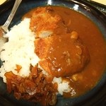 NRE&めりけんや - うどん屋のカツカレー。