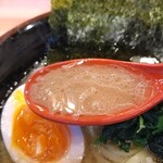 横浜ラーメン 北村家 - 出汁感強いスープ
