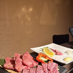 炭火焼肉　ひよりや - 