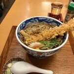 松月庵 - 名代天ぷらそば1595円(税込)