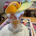 水信フルーツパーラーラボ - ミックスパフェ1850円