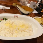 欧風カレー ボンディ 神保町本店 - 