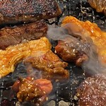 本とさや - MIXホルモンタレと上ハラミ