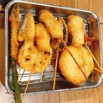 ジャンボ釣船 つり吉 - 串カツ おまかせ盛り合わせ(8本)